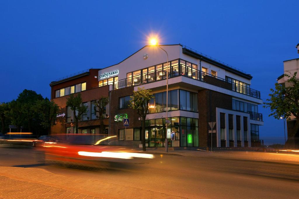 Hotel Sinchronas Telšiai Exterior foto